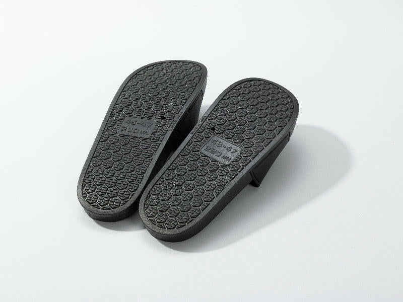 Craft Express Black DTF Sliders – Adult Size Customizable Slide Sandals.